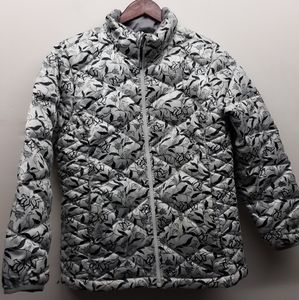 The North Face girls Puffer jacket